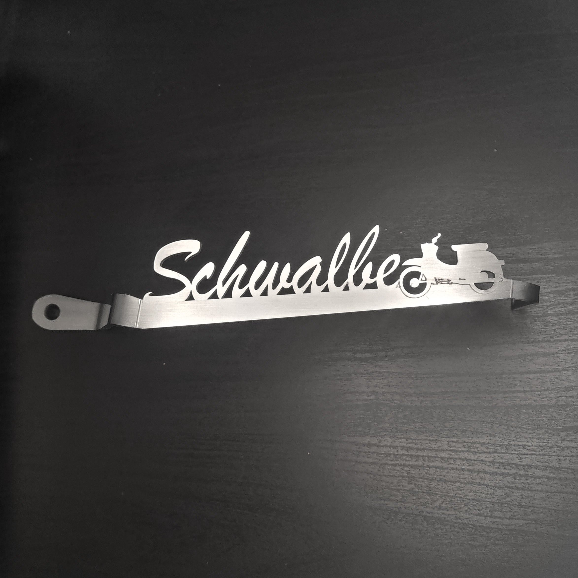 Simson Kennzeichenhalter - Schwalbe mit Motiv Schwalbe V2 – JPMC-2RadParts
